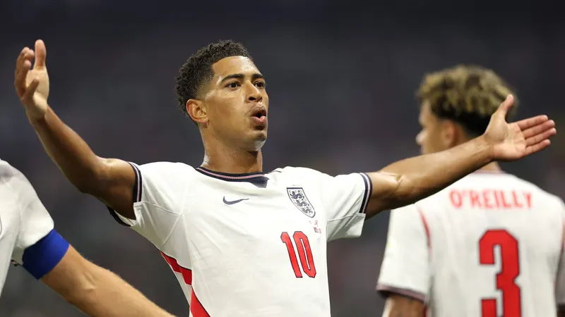 Bellingham's Blazing Double Sparks England